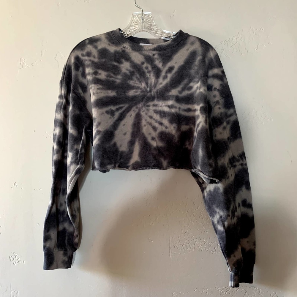 garage blue gray and white tie dye cropped lightweight sweatshirt size small